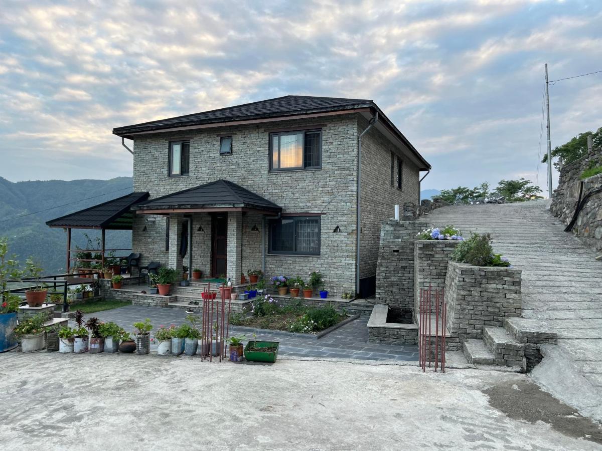 The North Face Inn'S Homestay Pokhara Zewnętrze zdjęcie