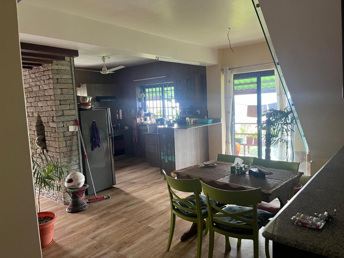 The North Face Inn'S Homestay Pokhara Zewnętrze zdjęcie