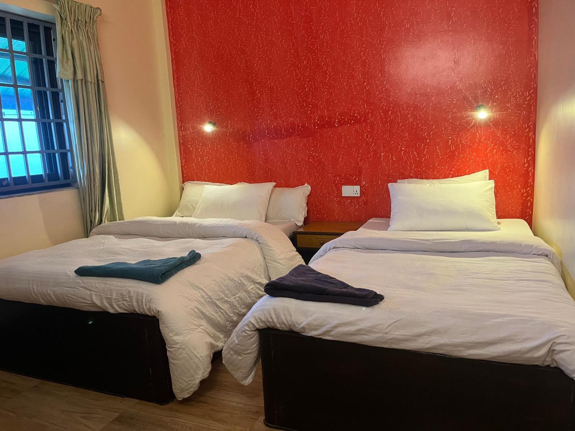 The North Face Inn'S Homestay Pokhara Zewnętrze zdjęcie