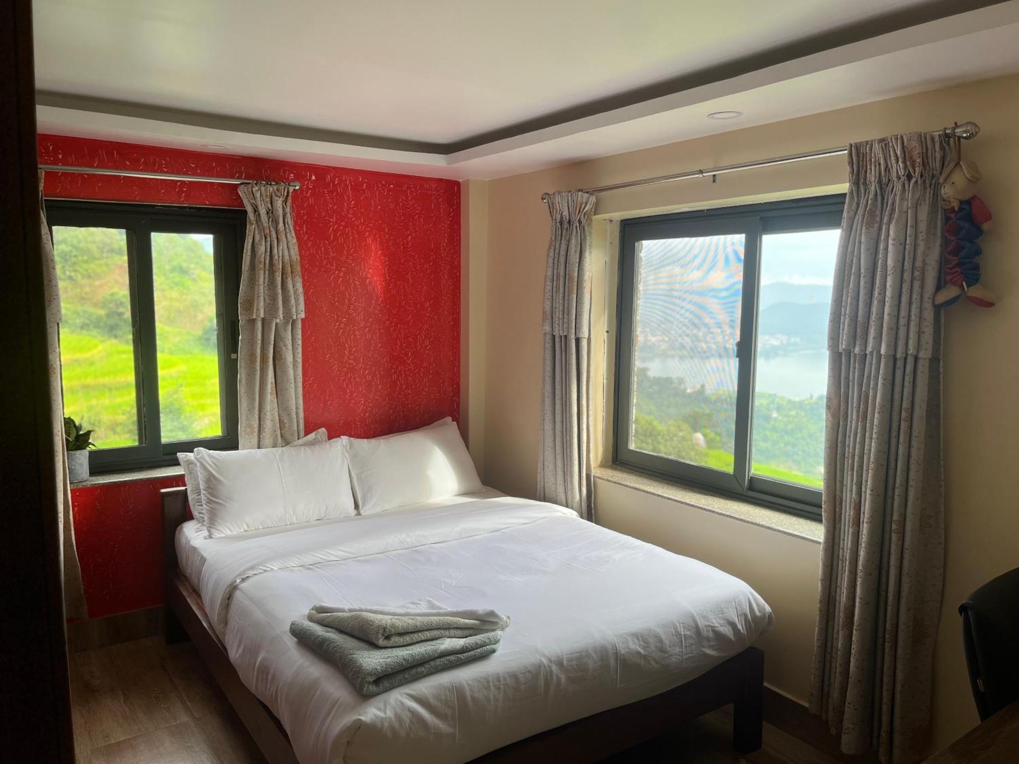 The North Face Inn'S Homestay Pokhara Zewnętrze zdjęcie